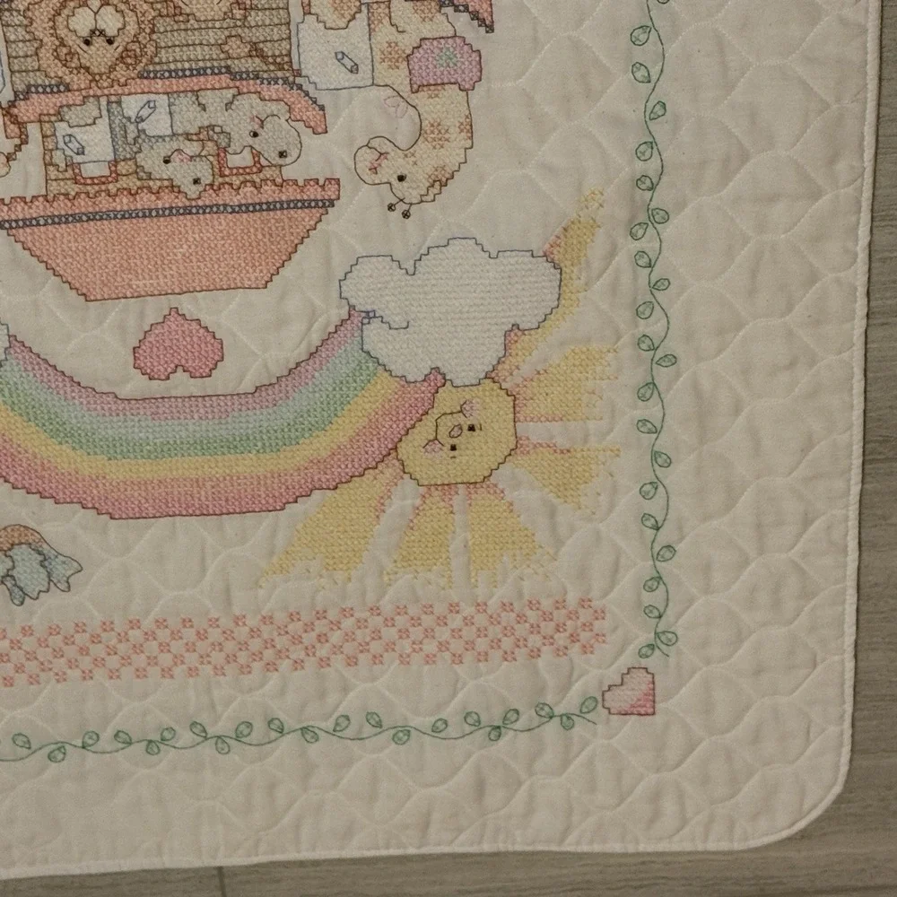 VTG 1993 Bucilla Noahs Ark Cross Stitch Baby Crib Quilt 64003 Handmade 31x40